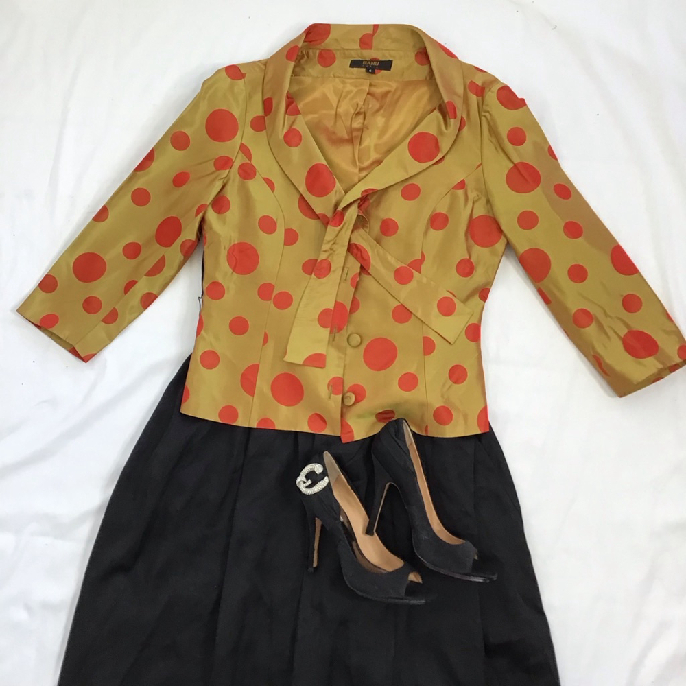 BANU PARIS Women Elegant Gold & Red Polka Dot Blouse Size 6 - Picture 2 of 10